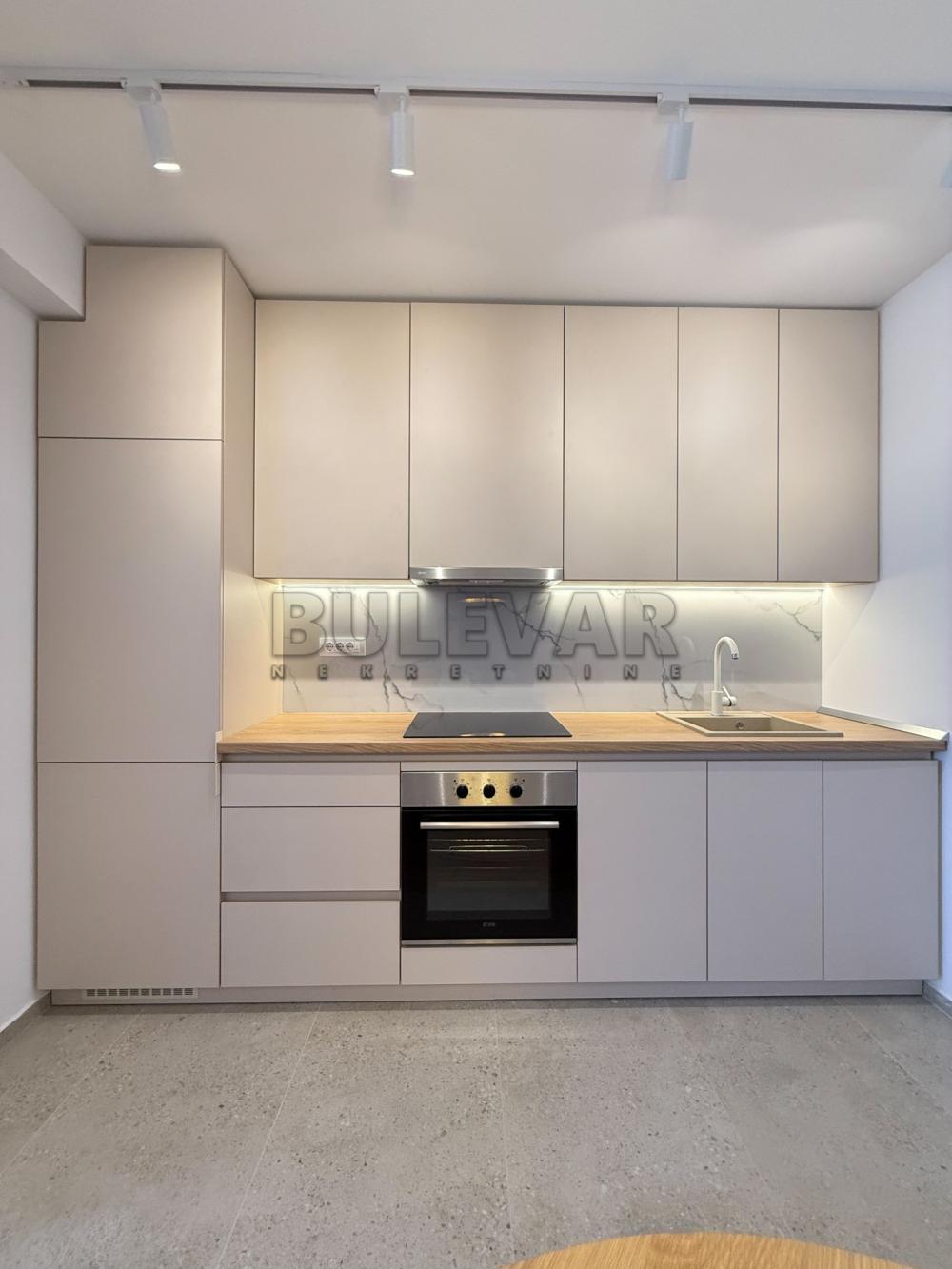 Slika 7 - Cara Dušana, Jednoiposoban stan za izdavanje, 52m2, 550€