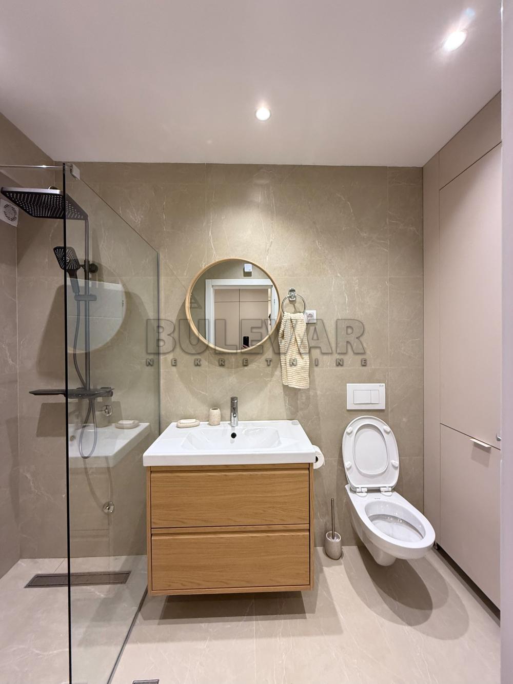 Slika 11 - Cara Dušana, Jednoiposoban stan za izdavanje, 52m2, 550€