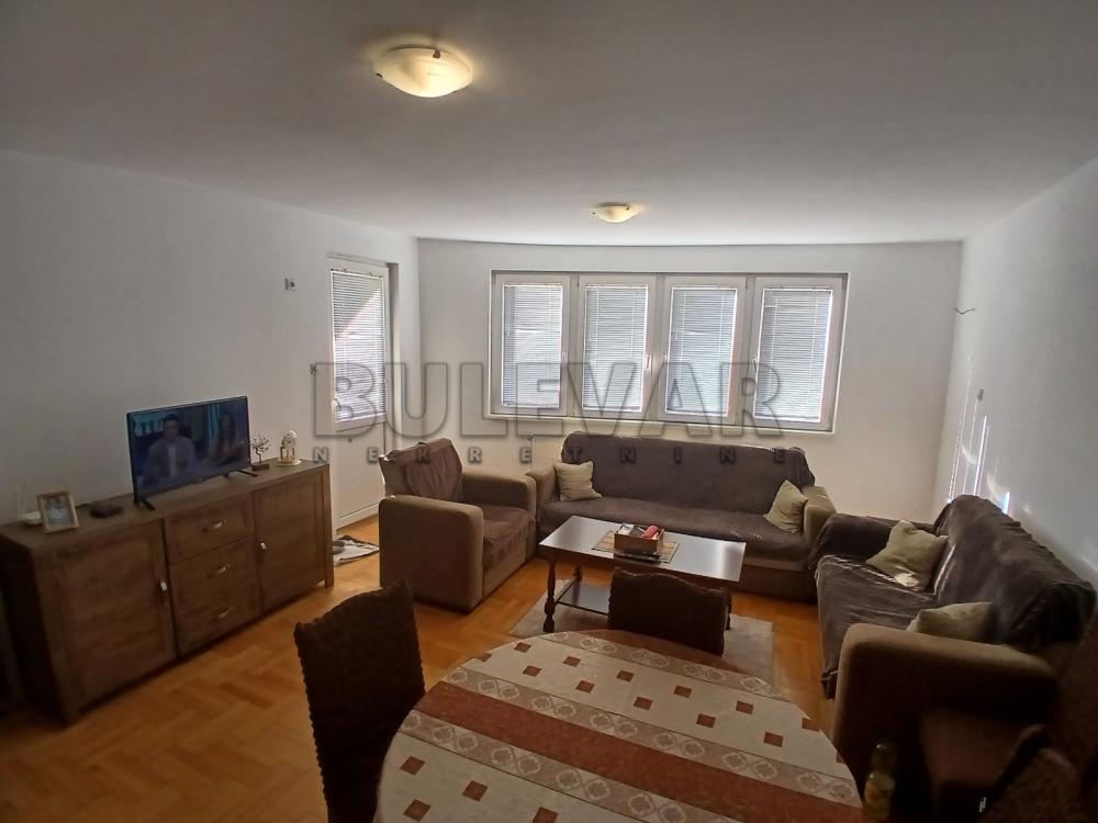 Slika 1 - Majakovskog, Dvoiposoban stan za izdavanje, 72m2, 500€