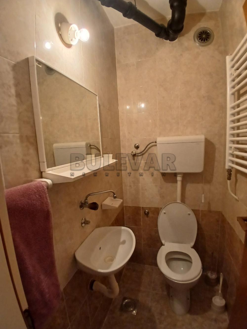 Slika 11 - Majakovskog, Dvoiposoban stan za izdavanje, 72m2, 500€