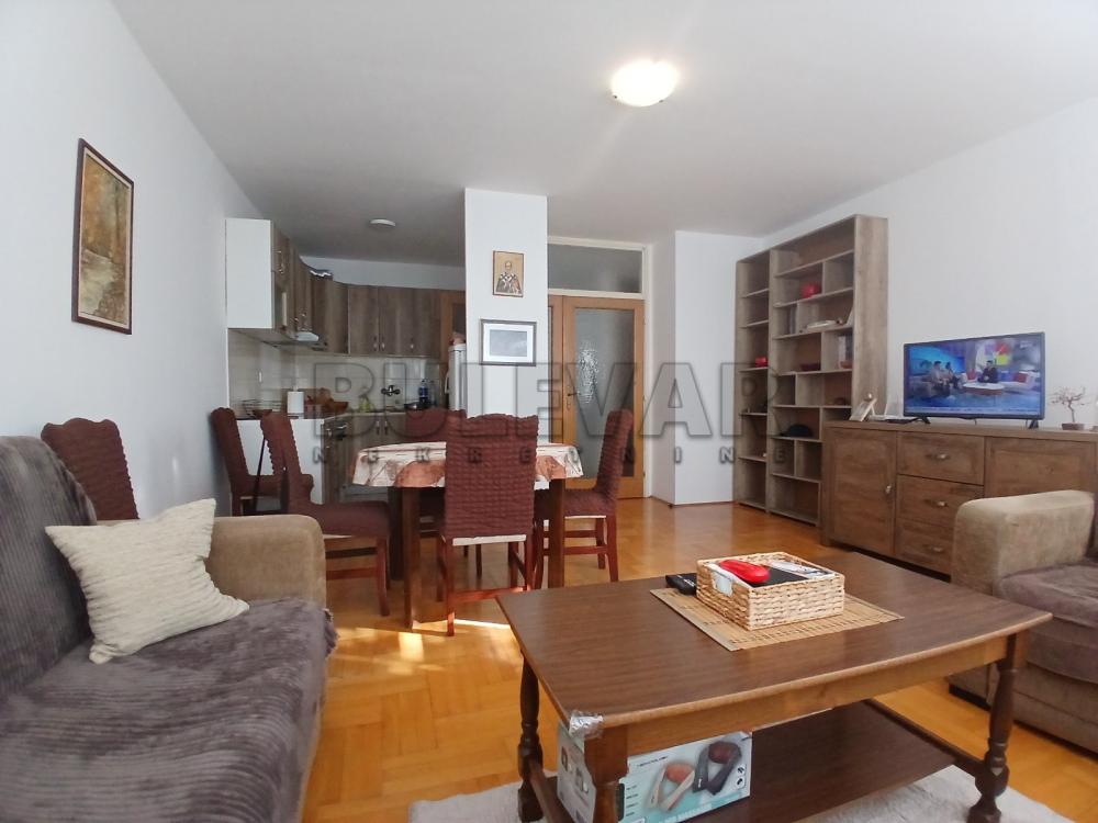 Slika 2 - Majakovskog, Dvoiposoban stan za izdavanje, 72m2, 500€