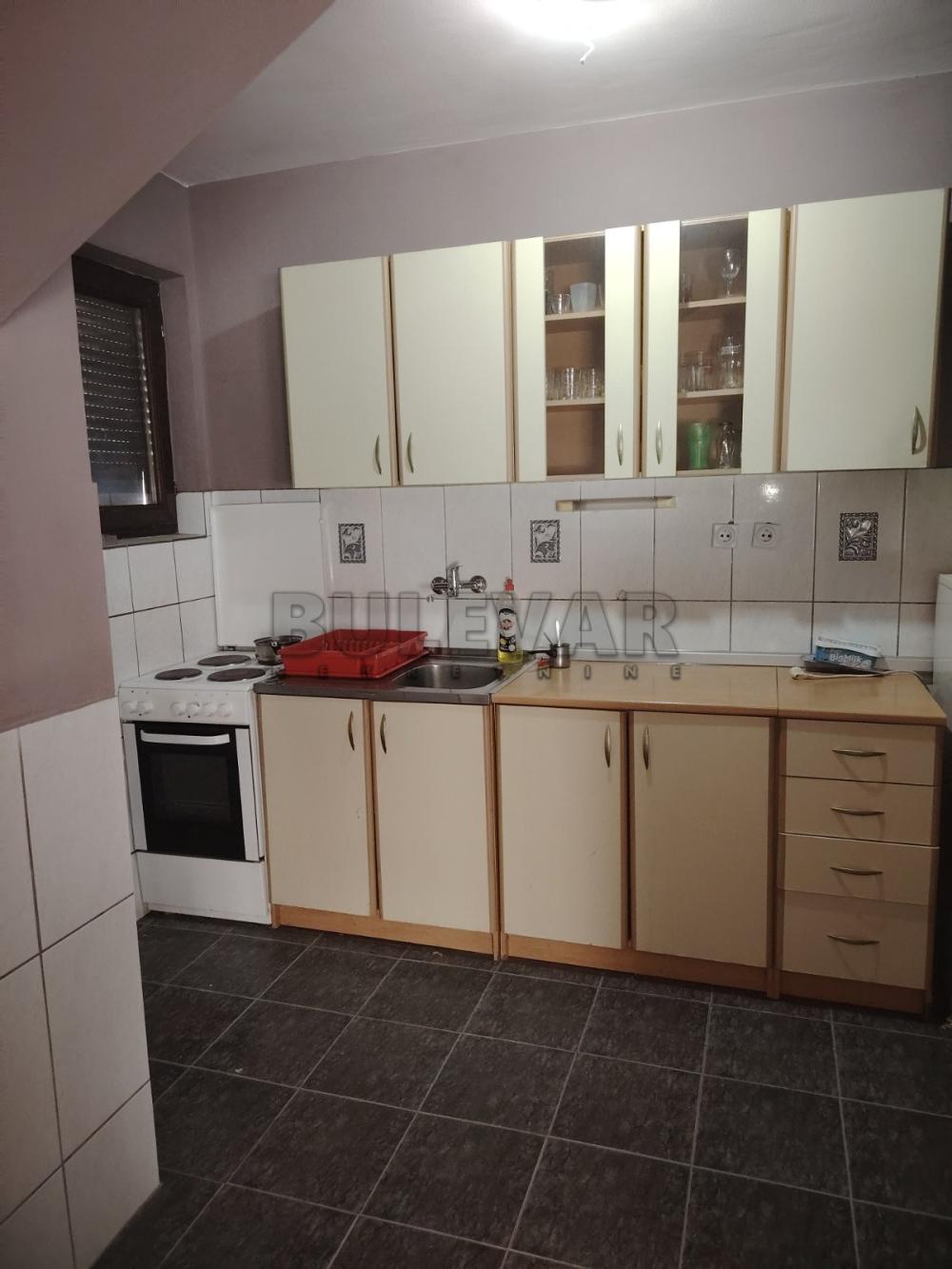 Slika 1 - Dragiše Cvetkovića, Četvorosoban stan za izdavanje, 150m2, 500€