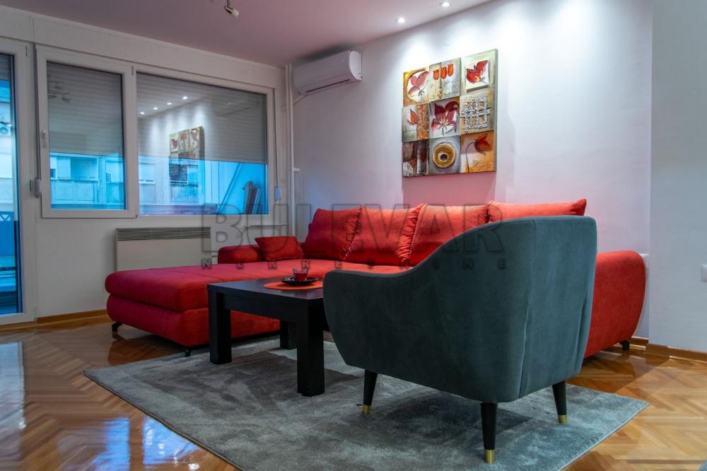 Slika 1 - Vojvode Tankosića, Dvoiposoban stan za izdavanje, 66m2, 400€