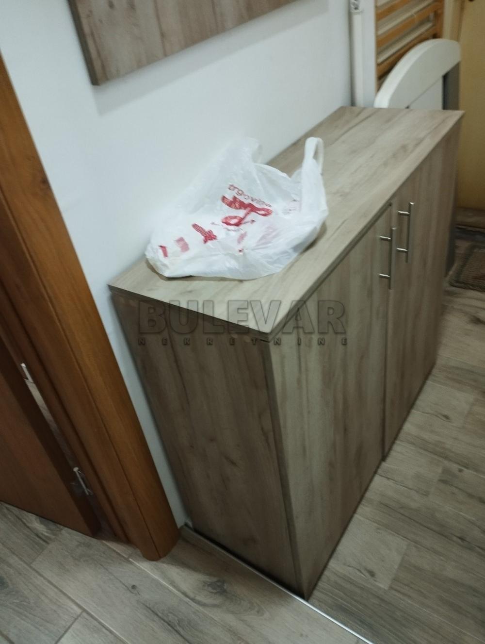 Slika 10 - Generala Milojka Lešjanina, Jednosoban stan za izdavanje, 30m2, 330€