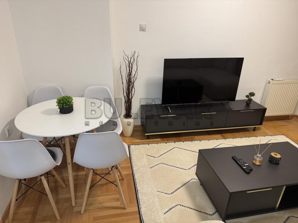 Slika 2 - Vojvode Tankosića, Jednoiposoban stan za izdavanje, 33m2, 400€