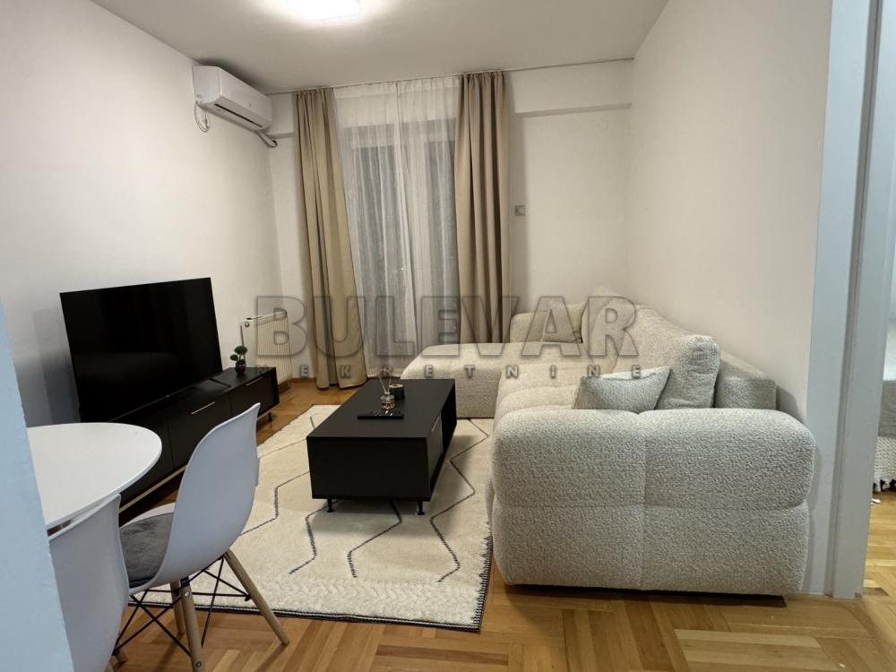 Slika 4 - Vojvode Tankosića, Jednoiposoban stan za izdavanje, 33m2, 400€