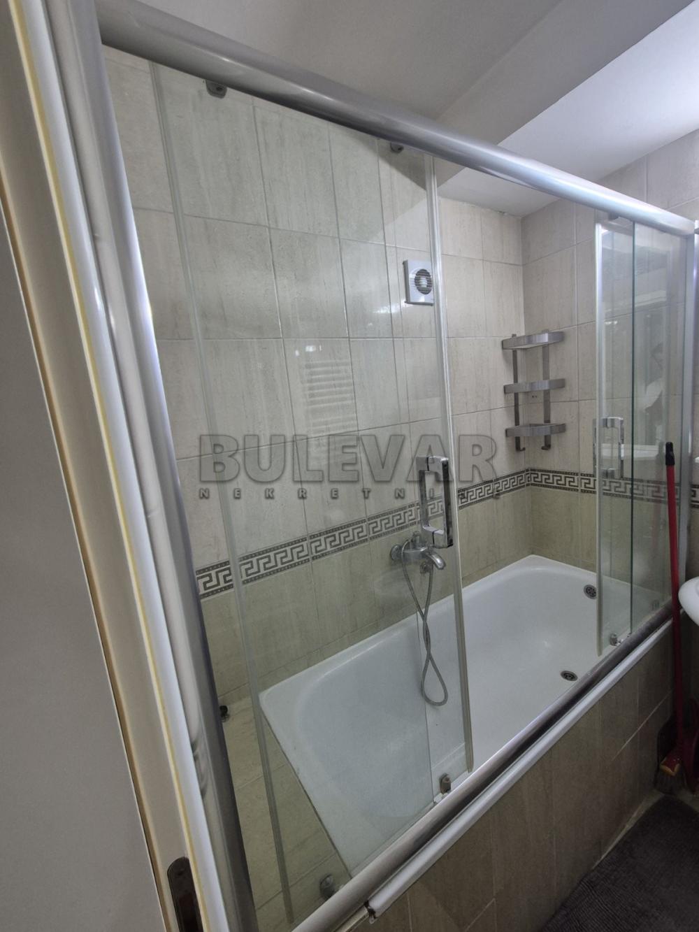 Slika 8 - Dragiše Cvetkovića, Jednoiposoban stan za izdavanje, 43m2, 400€