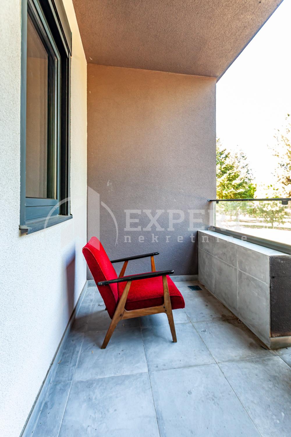 Slika 3 - Stevana Sremca, Troiposoban stan na prodaju, 91m2, 197.200€