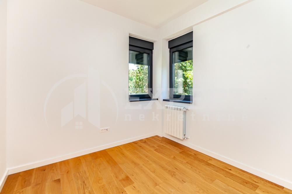 Slika 8 - Stevana Sremca, Troiposoban stan na prodaju, 91m2, 197.200€