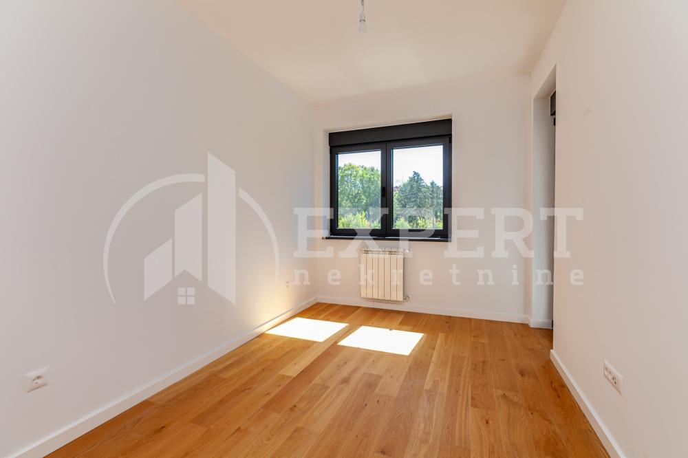 Slika 9 - Stevana Sremca, Troiposoban stan na prodaju, 91m2, 197.200€