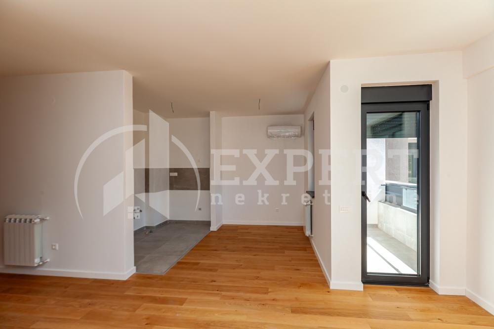 Slika 3 - Stevana Sremca, Troiposoban stan na prodaju, 91m2, 197.200€