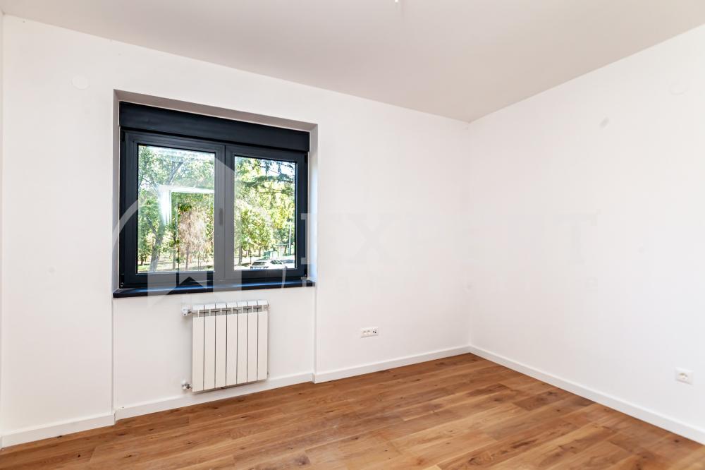 Slika 10 - Stevana Sremca, Četvorosoban stan na prodaju, 98m2, 212.850€