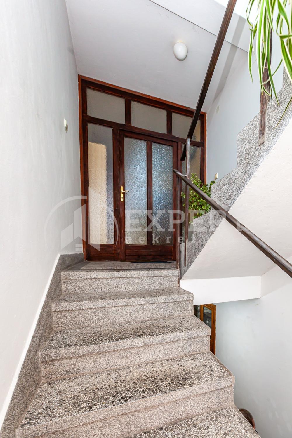 Slika 11 - Palmotićeva,  Kuća na prodaju, 300m2, 250.000€