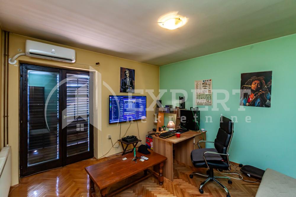 Slika 3 - Palmotićeva,  Kuća na prodaju, 300m2, 250.000€