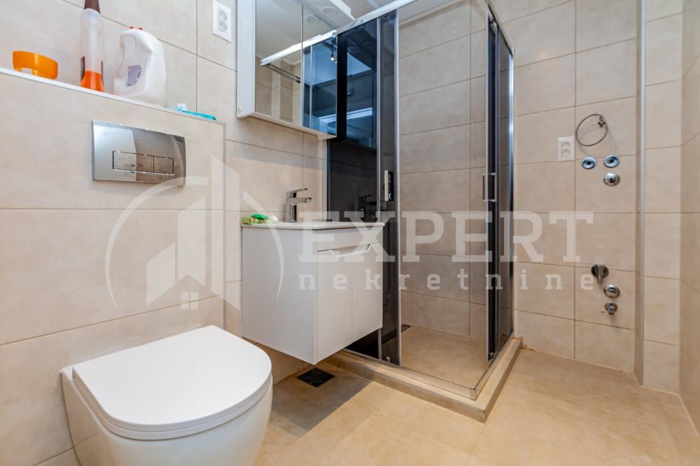 Slika 8 - Vojvode Mišića, Četvorosoban stan na prodaju, 83m2, 204.900€