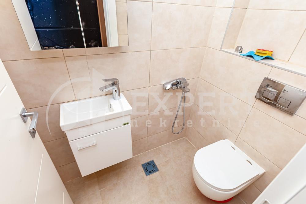 Slika 4 - Vojvode Mišića, Četvorosoban stan na prodaju, 83m2, 204.900€