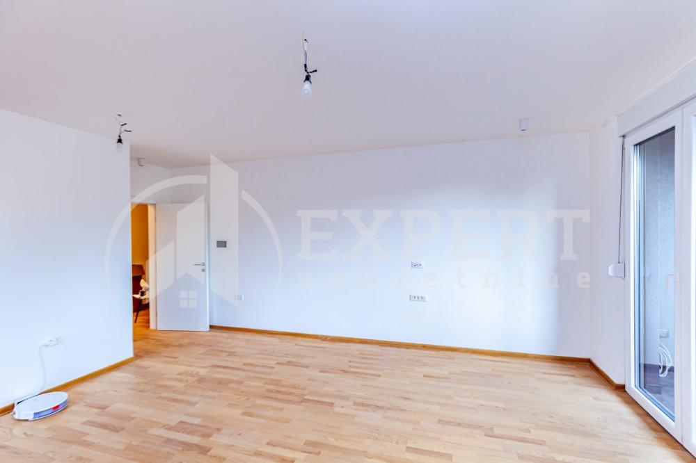 Slika 11 - Vojvode Mišića, Četvorosoban stan na prodaju, 83m2, 204.900€