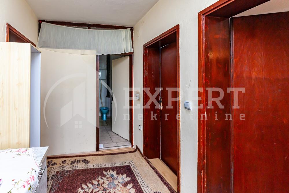 Slika 2 - Pantelejska, Četvorosoban stan na prodaju, 80m2, 90.000€