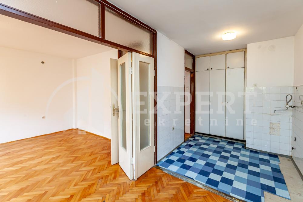 Slika 3 - Bulevar Nemanjića, Četvorosoban stan na prodaju, 68m2, 144.000€