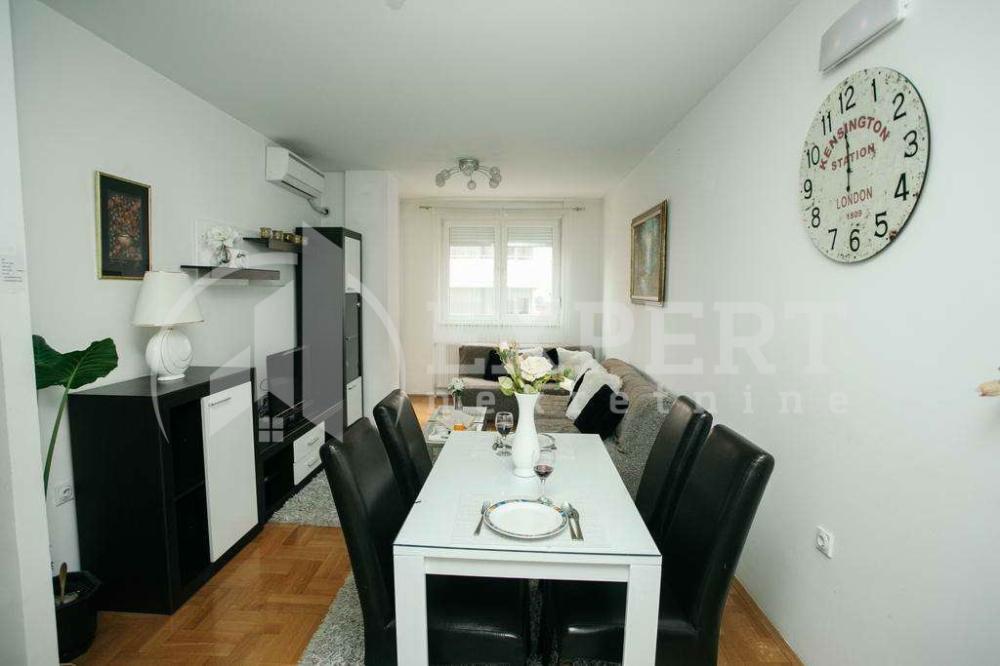 Slika 2 - Kej Kola srpskih sestara, Trosoban stan za izdavanje, 64m2, 400€