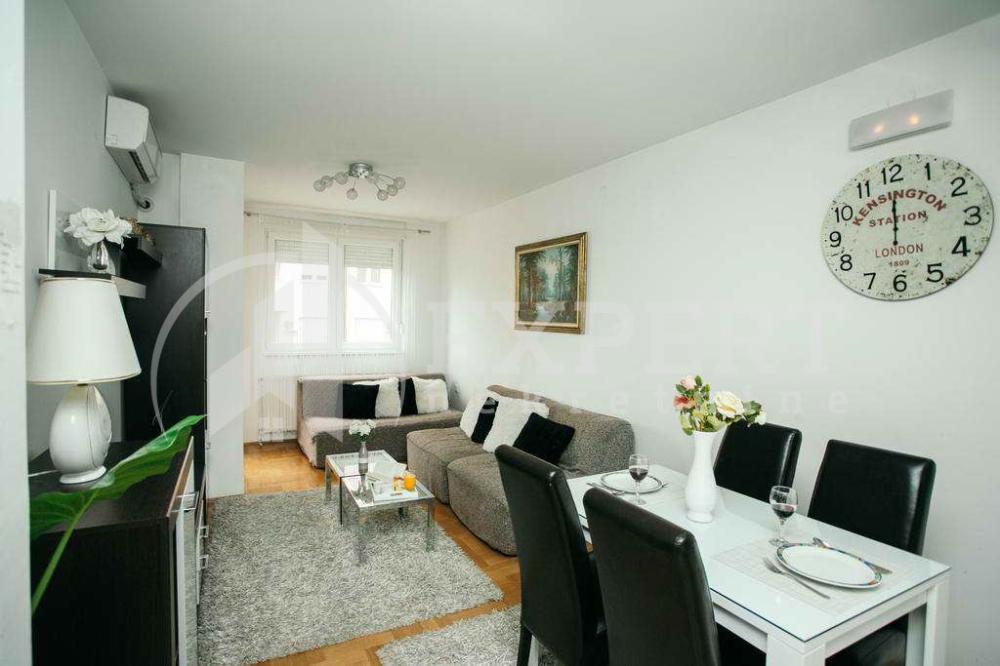 Slika 1 - Kej Kola srpskih sestara, Trosoban stan za izdavanje, 64m2, 400€