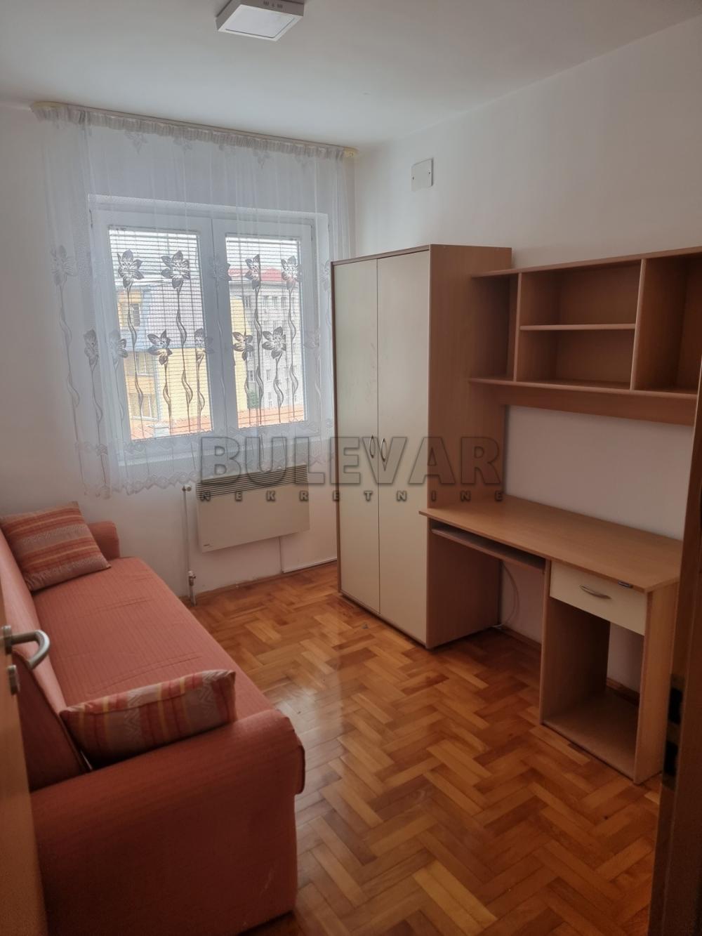 Slika 6 - Jugovićeva, Troiposoban stan za izdavanje, 72m2, 450€