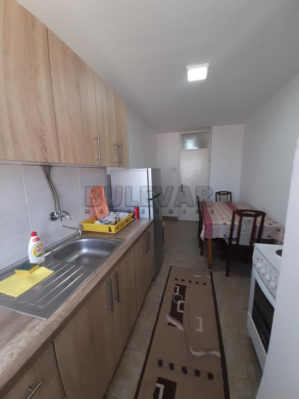 Slika 10 - Bulevar dr Zorana, Dvosoban stan za izdavanje, 54m2, 400€