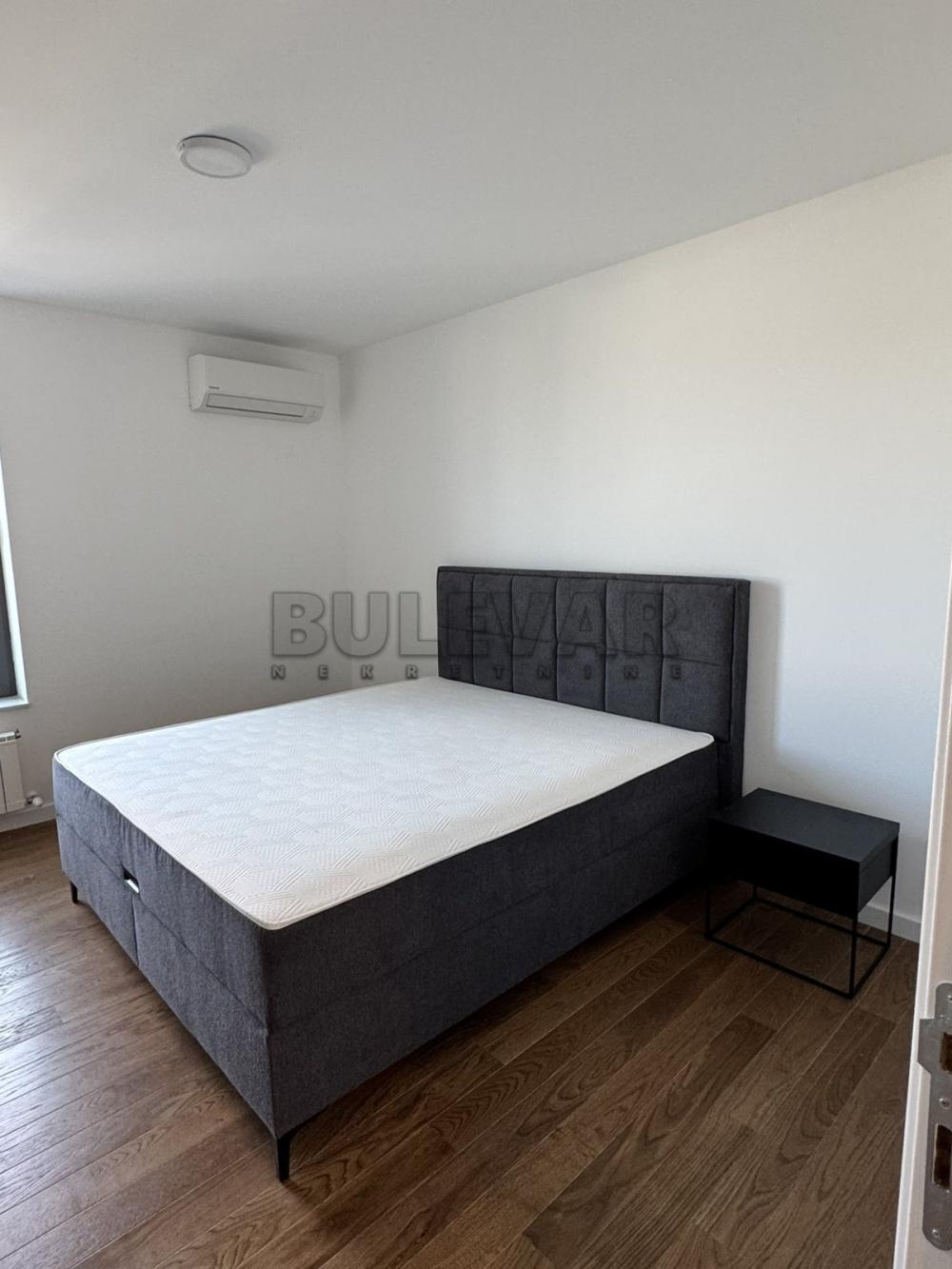 Slika 2 - Bulevar Nemanjića, Jednoiposoban stan na prodaju, 55m2, 160.000€