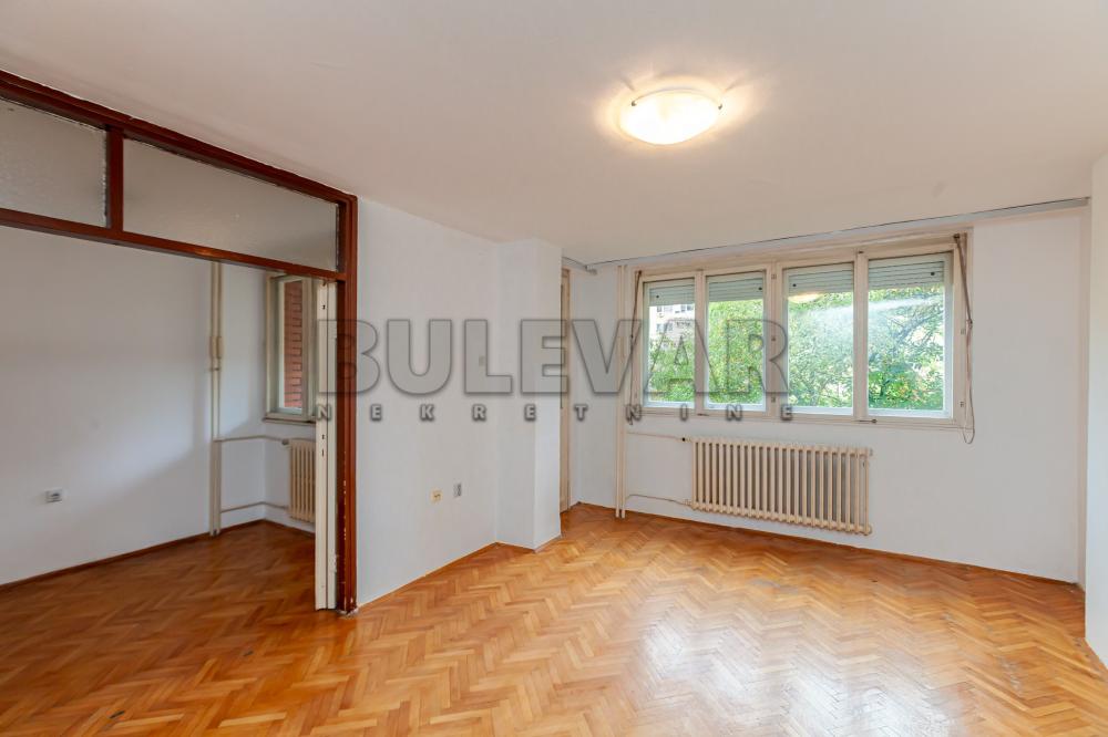 Slika 2 - Bulevar Nemanjića, Četvorosoban stan na prodaju, 68m2, 144.000€