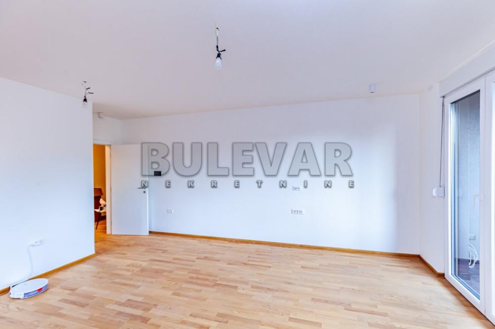 Slika 11 - Vojvode Mišića, Četvorosoban stan na prodaju, 83m2, 204.900€