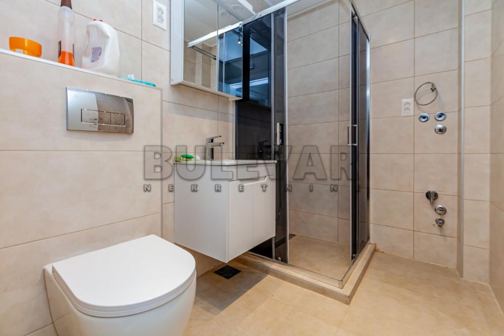 Slika 8 - Vojvode Mišića, Četvorosoban stan na prodaju, 83m2, 204.900€