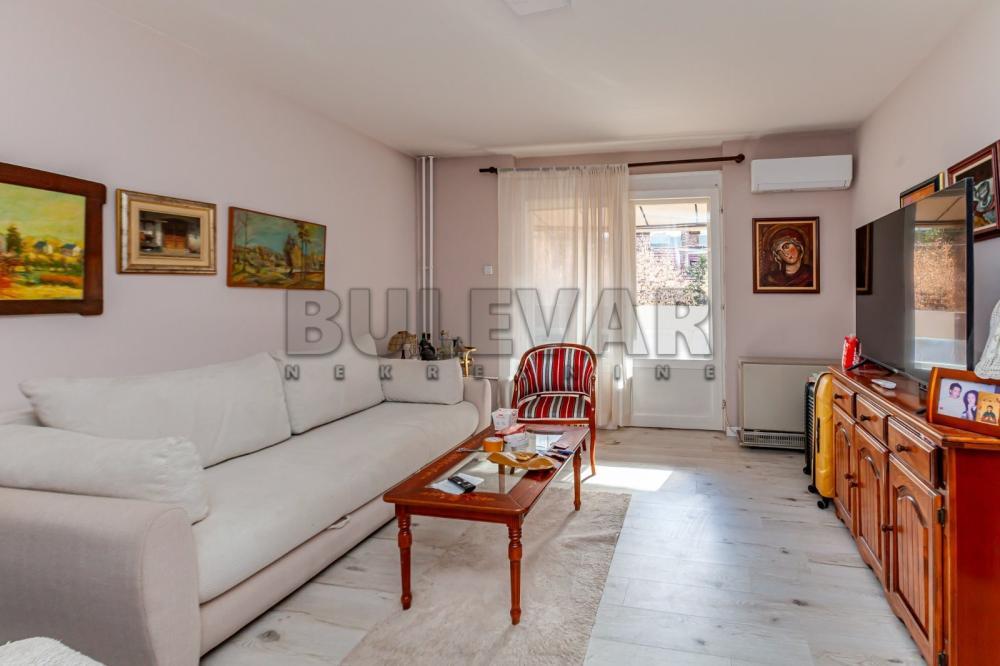 Glavna slika -Božidarčeva, Četvorosoban stan na prodaju, 82m2, 140.000€