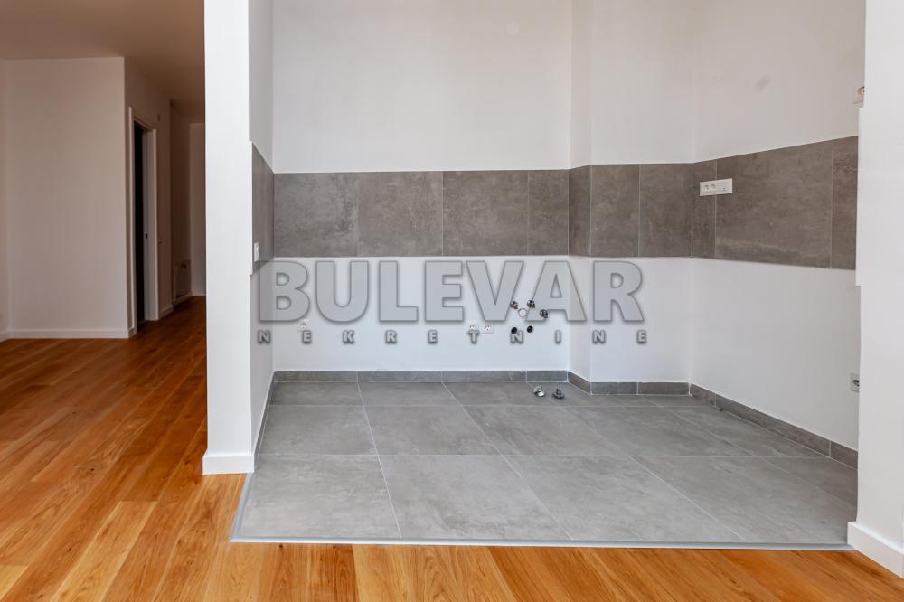 Slika 4 - Stevana Sremca, Troiposoban stan na prodaju, 91m2, 197.200€