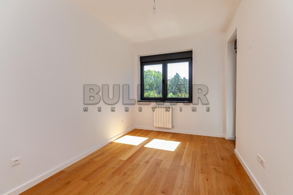 Slika 9 - Stevana Sremca, Troiposoban stan na prodaju, 91m2, 197.200€