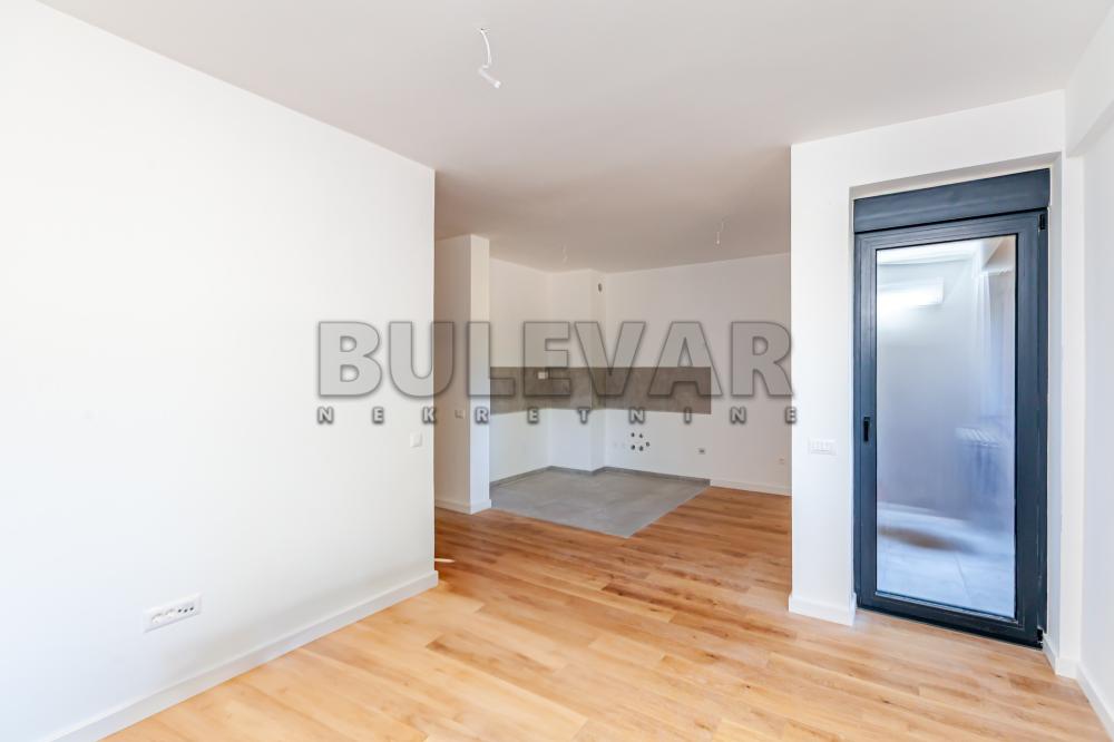 Slika 2 - Stevana Sremca, Četvorosoban stan na prodaju, 98m2, 212.850€