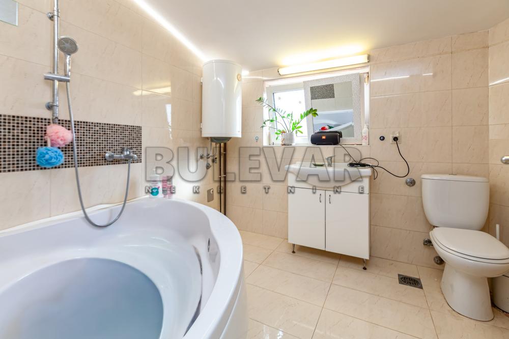 Slika 8 - Ivana Milutinovića, Trosoban stan na prodaju, 66m2, 93.000€