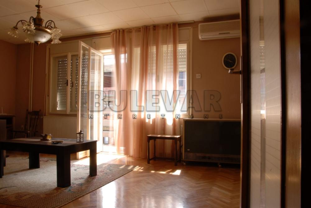 Slika 10 - Ozrenska, Trosoban stan na prodaju, 86m2, 113.400€