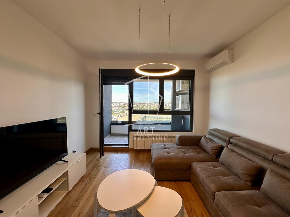 Slika 1 - Vojvode Stepe, Trosoban stan za izdavanje, 84m2, 1.200€