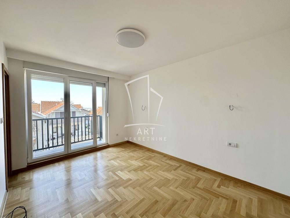 Slika 8 - Slavonskih Brigada, Četvorosoban stan na prodaju, 119m2, 345.000€