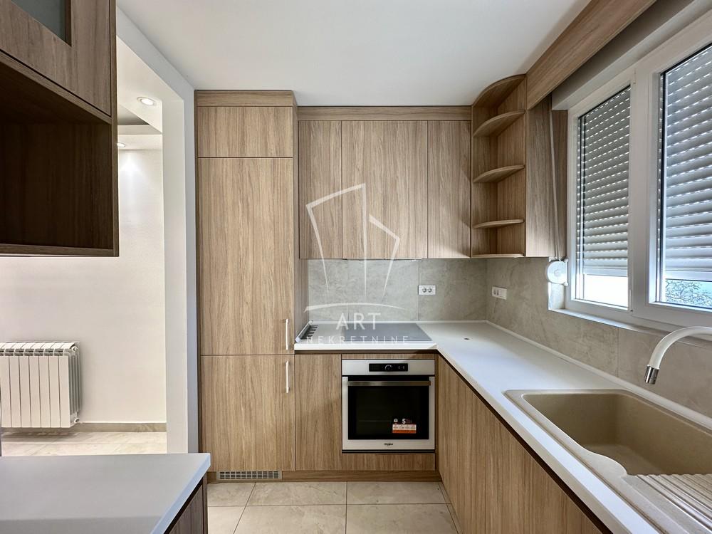 Slika 2 - Slavonskih Brigada, Četvorosoban stan na prodaju, 119m2, 345.000€