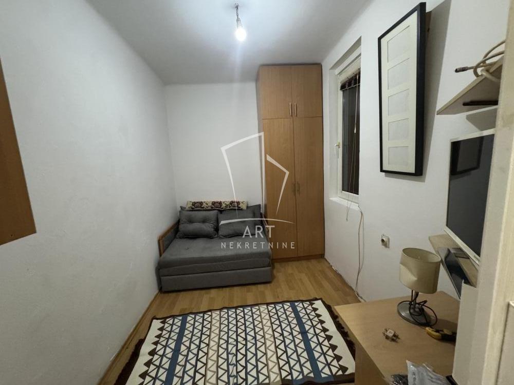 Slika 2 - Kosovska, Dvoiposoban stan za izdavanje, 22m2, 300€