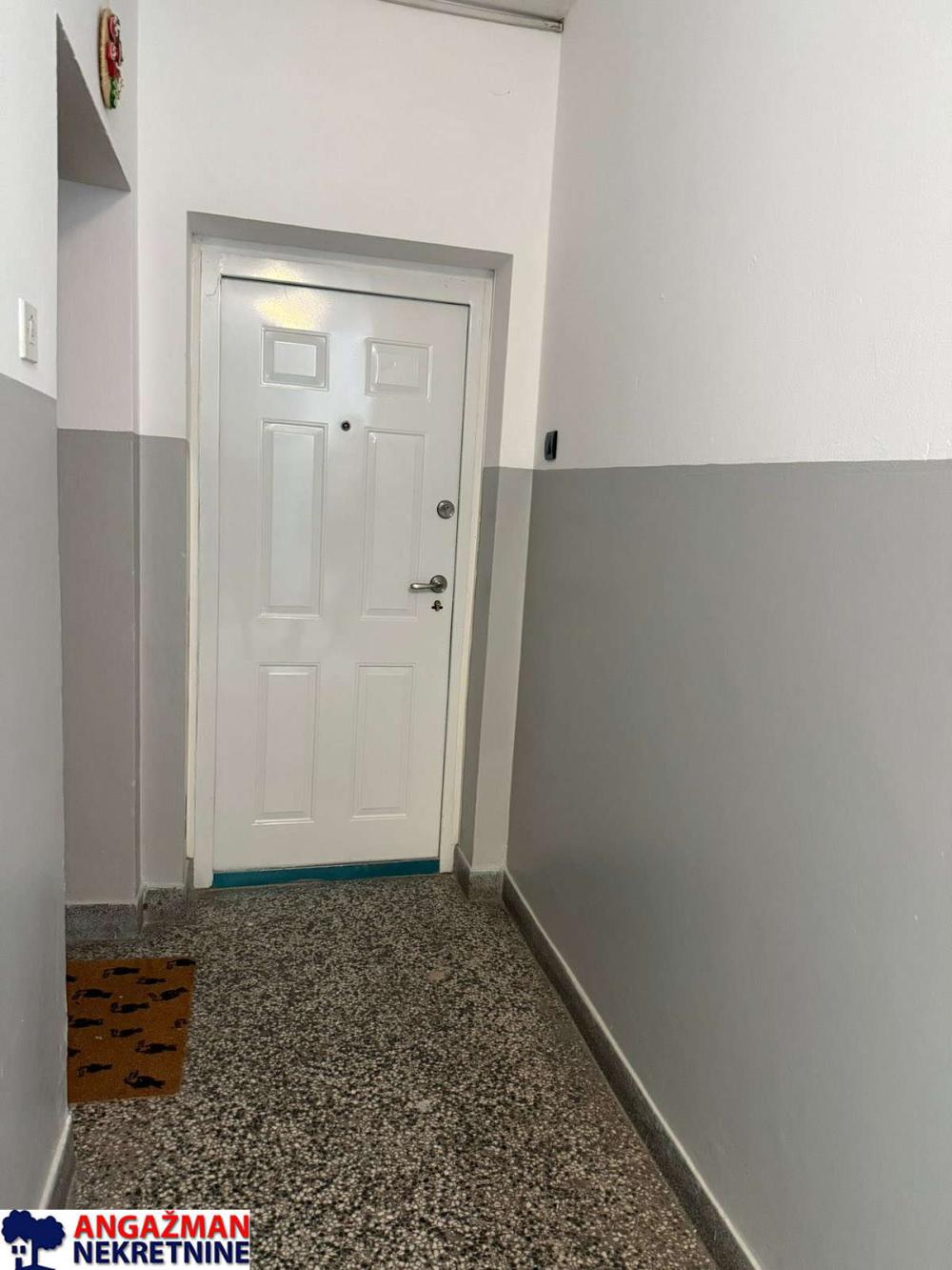 Slika 11 - Zlatiborska, Dvoiposoban stan na prodaju, 52m2, 159.000€