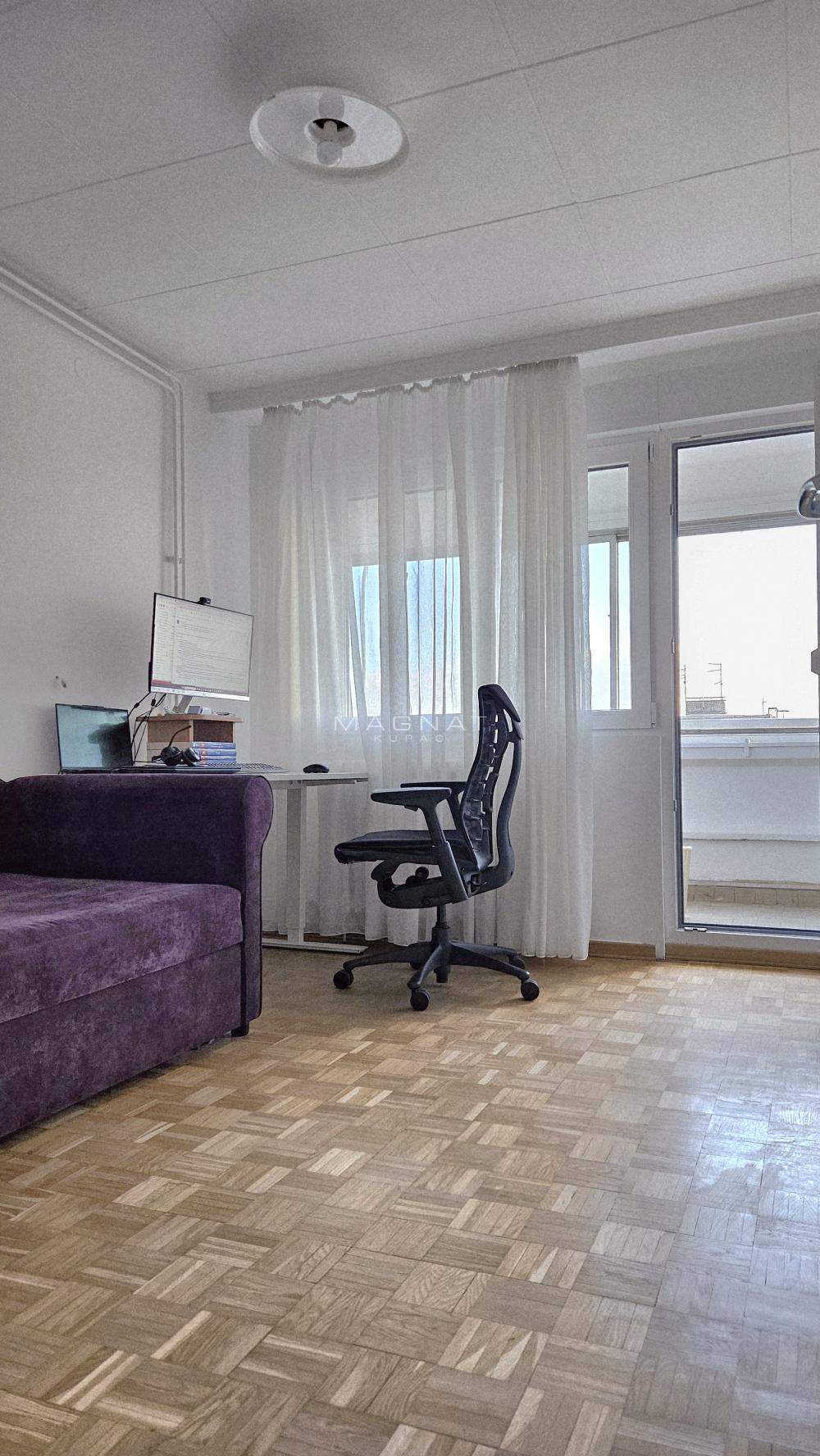 Slika 11 - Jurija Gagarina, Trosoban stan na prodaju, 90m2, 333.000€