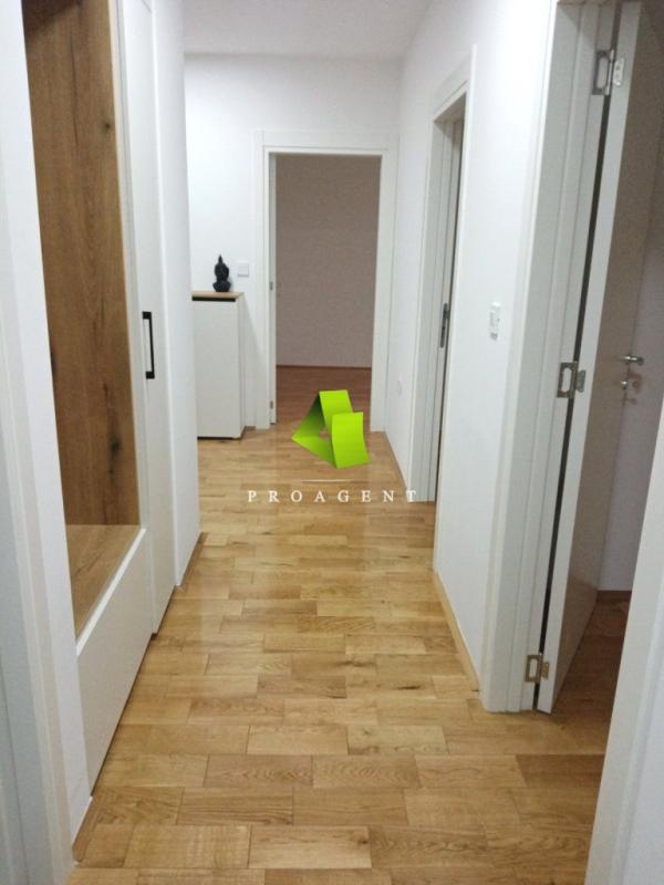 Slika 10 -  Lokal za izdavanje, 93m2, 600€