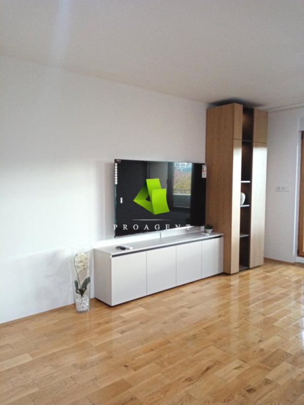 Slika 1 -  Lokal za izdavanje, 93m2, 600€