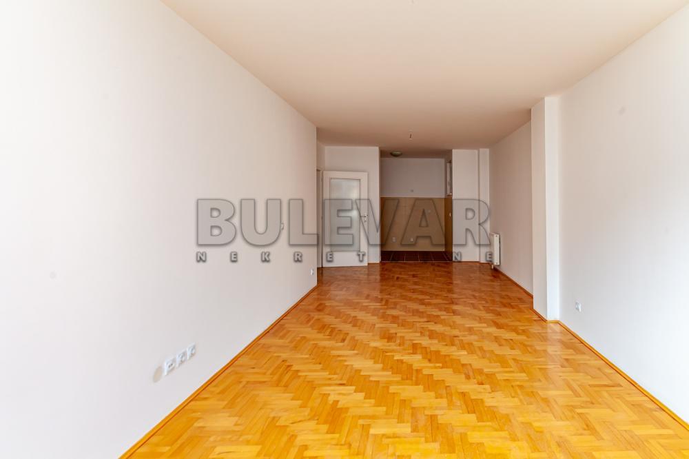 Glavna slika -Bulevar Nemanjića, Dvosoban stan na prodaju, 59m2, 118.000€
