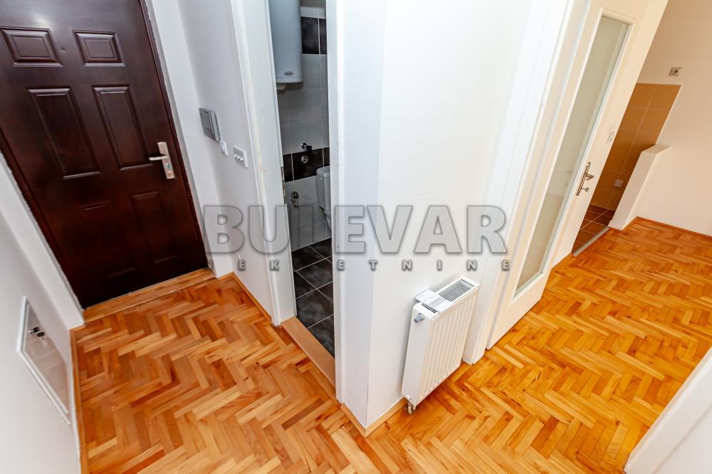 Slika 6 - Bulevar Nemanjića, Jednoiposoban stan na prodaju, 38m2, 91.200€