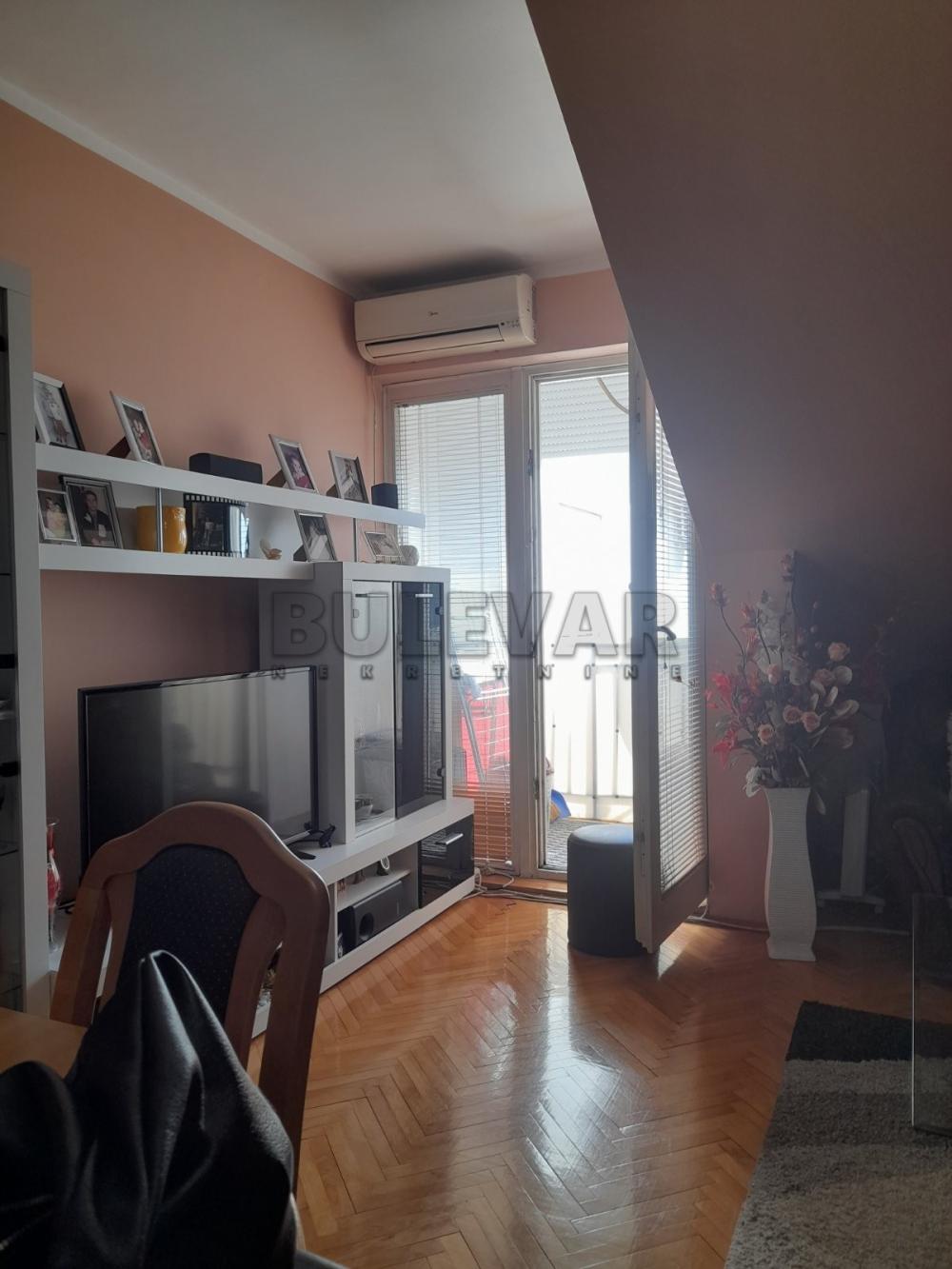 Slika 2 - Milovana Jovanovića, Dvoiposoban stan na prodaju, 55m2, 90.730€