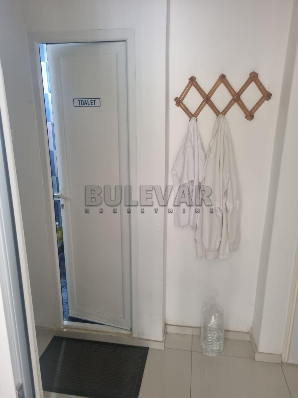 Slika 9 - Velikotrnavska,  Lokal za izdavanje, 44m2, 300€
