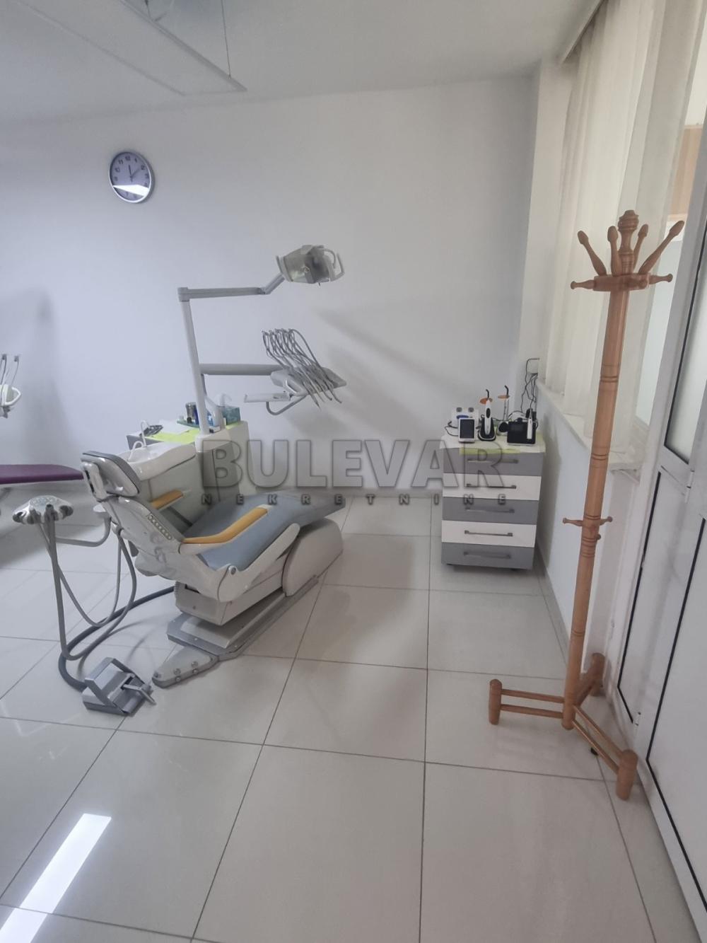 Slika 2 - Velikotrnavska,  Lokal za izdavanje, 44m2, 300€